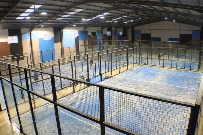 Pádel Indoor Conil - pista de pádel en Conil de la Frontera