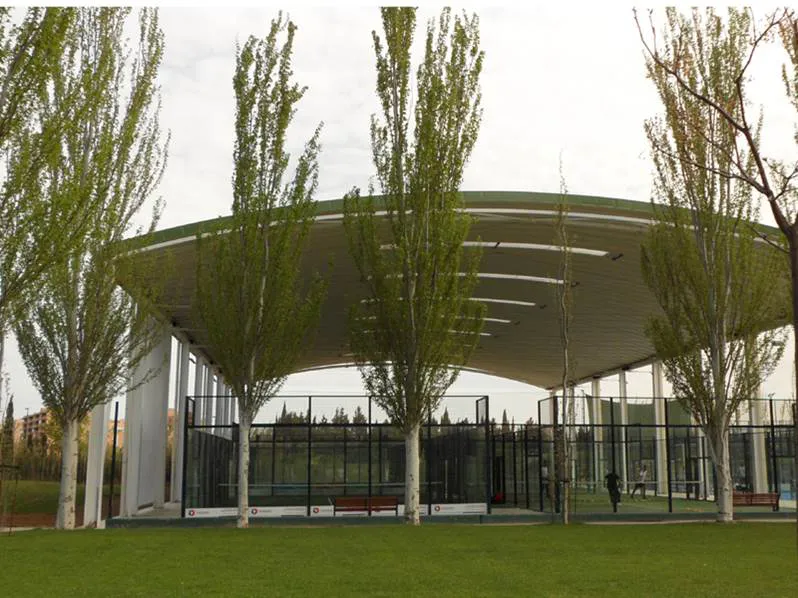 Club Deportivo Social Montecanal - pista de pádel en Zaragoza