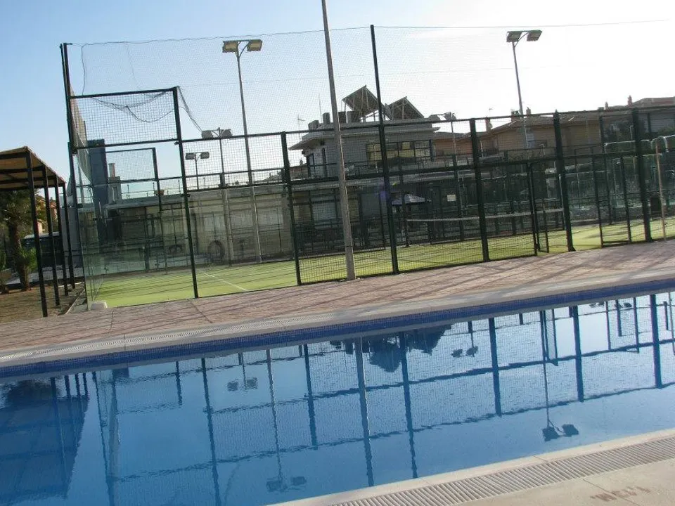 Entrecaminos Pádel Club - pista de pádel en Guardia de Jaén