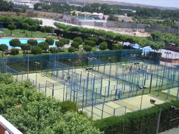 Fundación Cultural Recreativa Cantabria - pista de pádel en Logroño