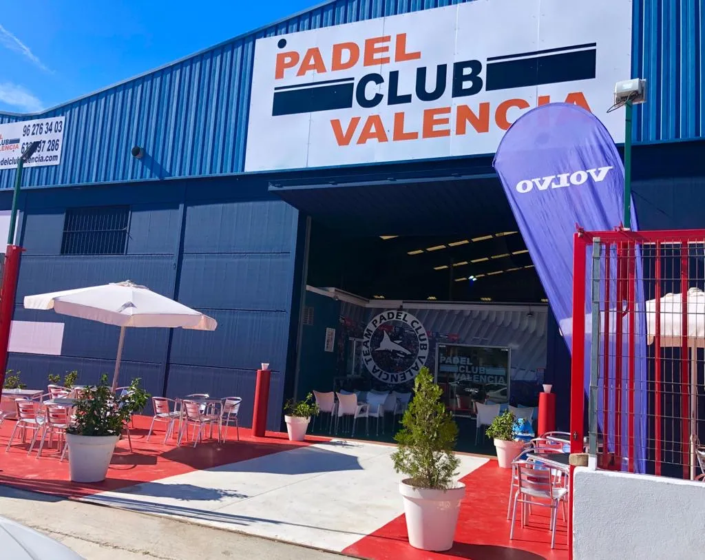 Pádel Club Valencia - pista de pádel en Pobla de Vallbona