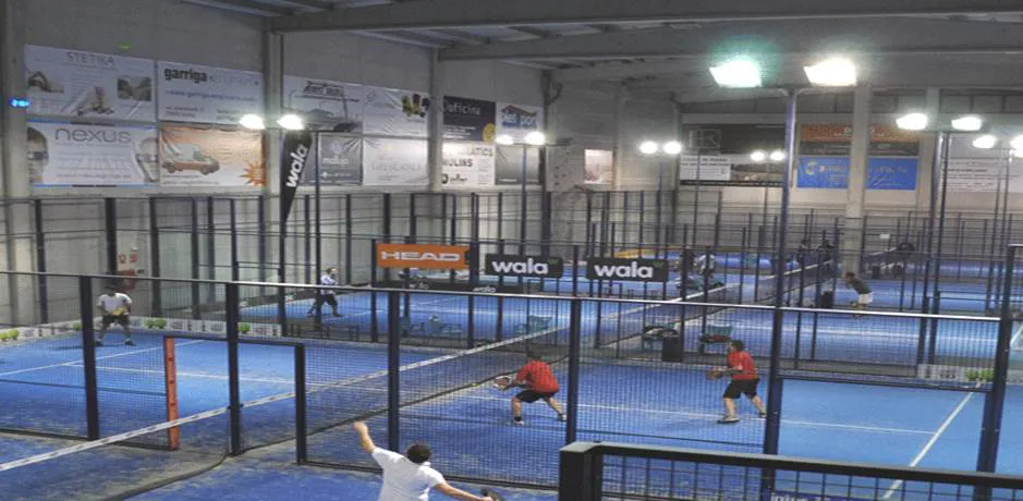 Pádel Indoor Lleida - pista de pádel en Lleida