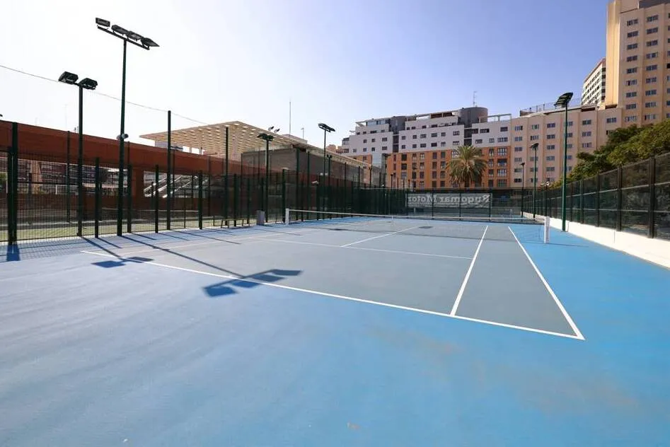 Sporting Tenis Valencia: pistas de tenis rápidas